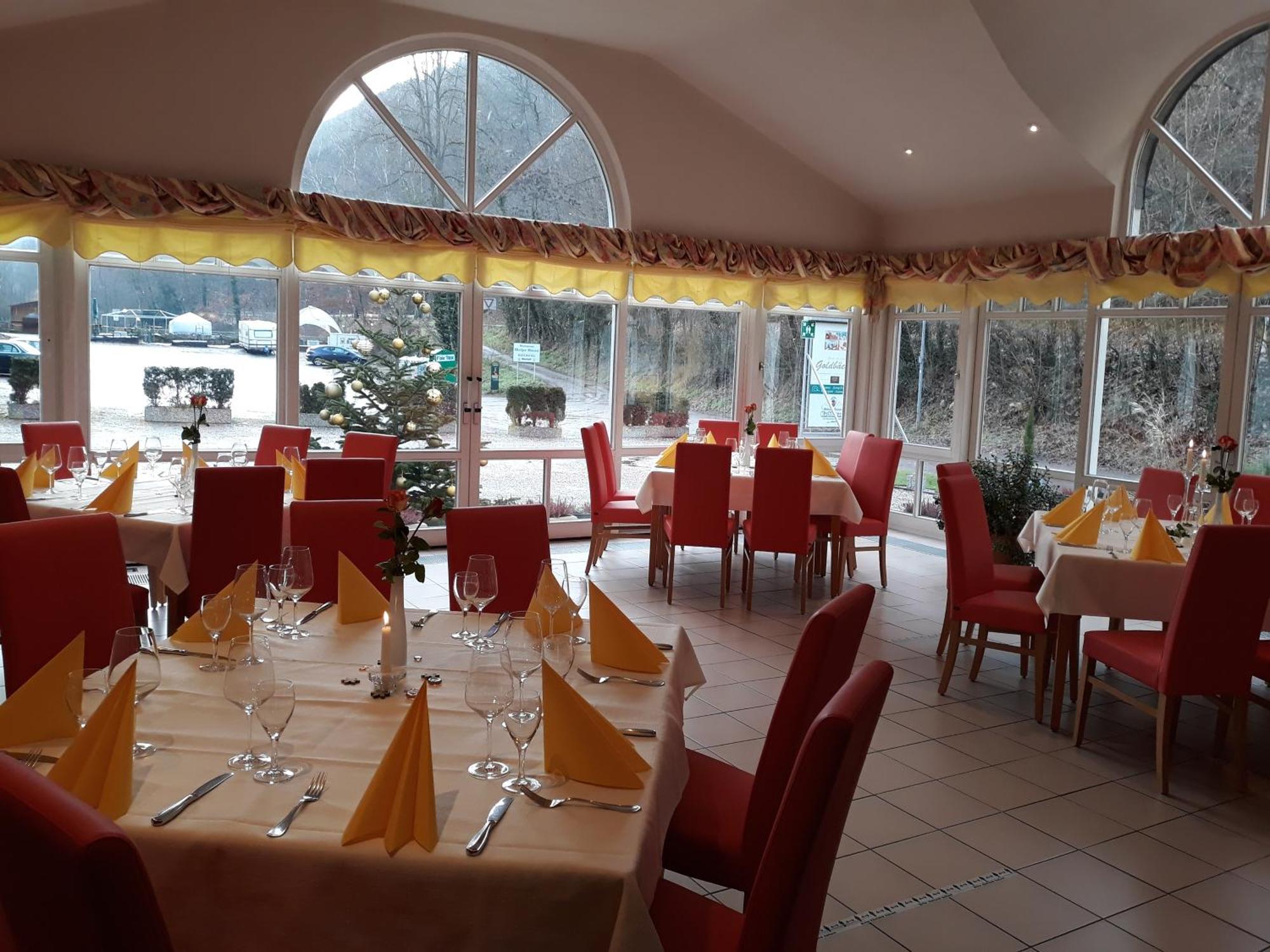 Hotel Goldbaechel Wachenheim an der Weinstraße Buitenkant foto