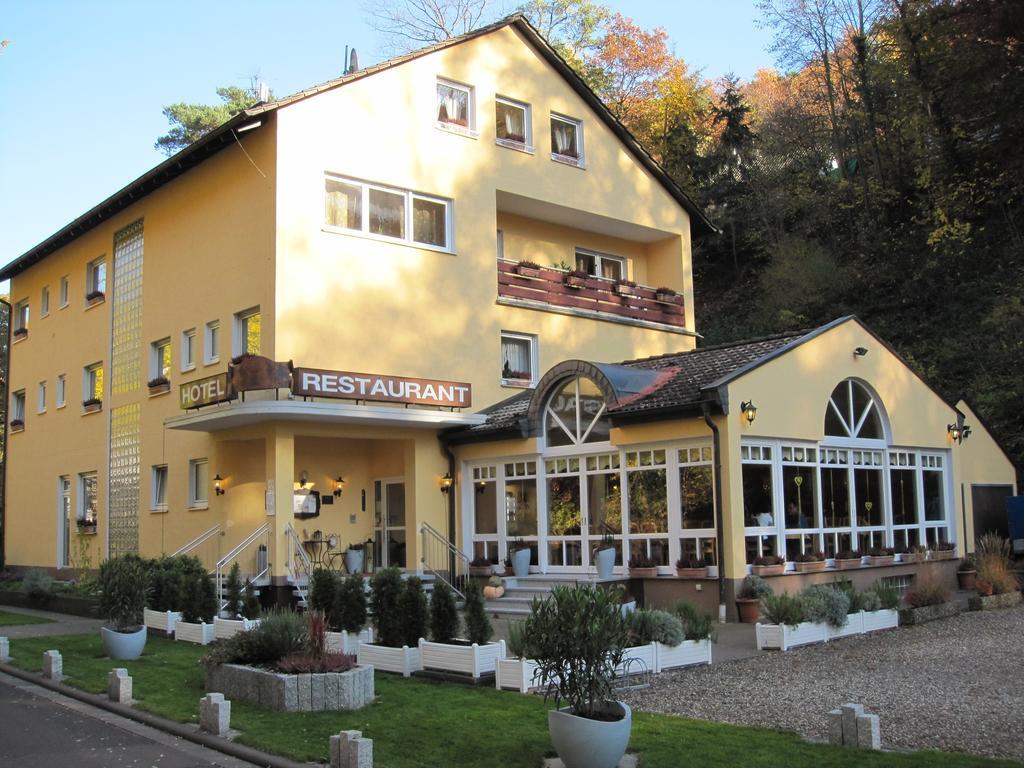 Hotel Goldbaechel Wachenheim an der Weinstraße Buitenkant foto